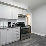 Stylish 2Br In Montreal