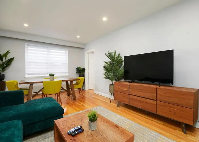 Stylish 2Br In Montreal