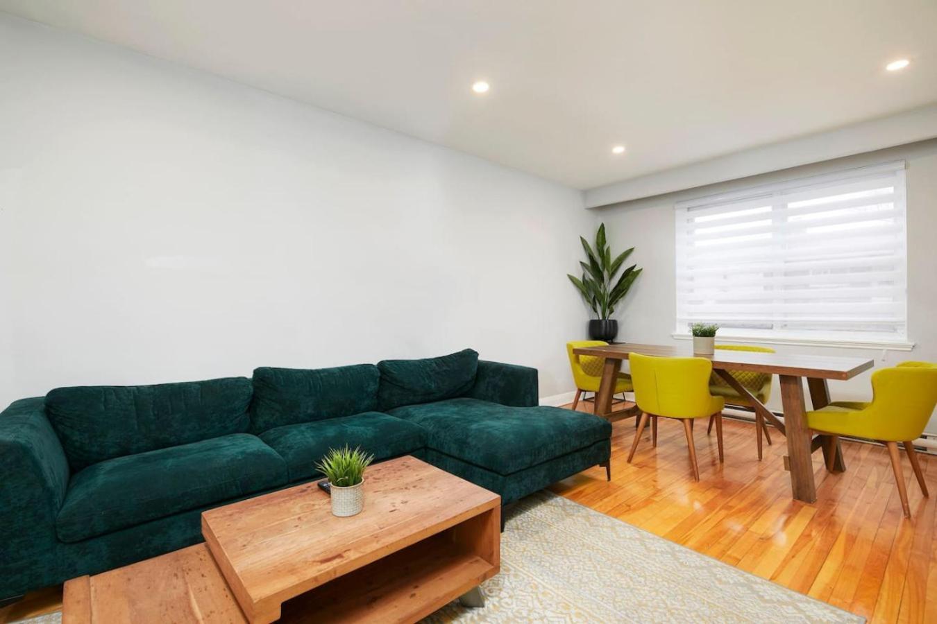 Stylish 2br In Montreal